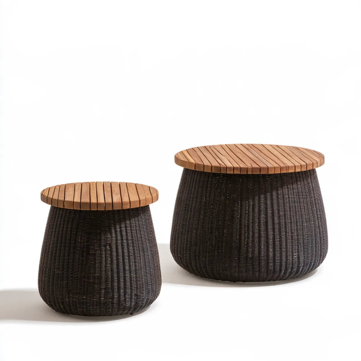 2-Piece Outdoor Nesting Side Table Set, Round Acacia Wood and PE Rattan Tables, 76 x 76 x 51 cm and 51 x 51 x 41 cm, Natural Brown/Black